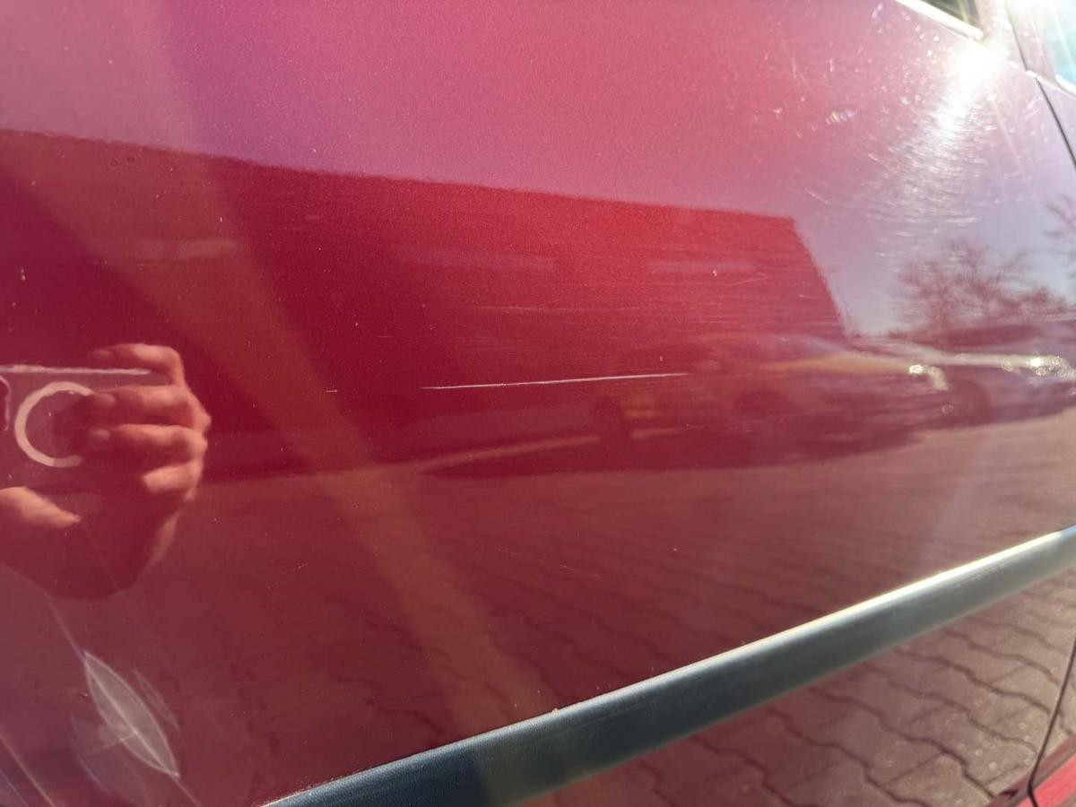 VW Golf 4 original T&uuml;r hinten rechts LC3K Canyonred Flie&szlig;heck Rohbau Bj.2000